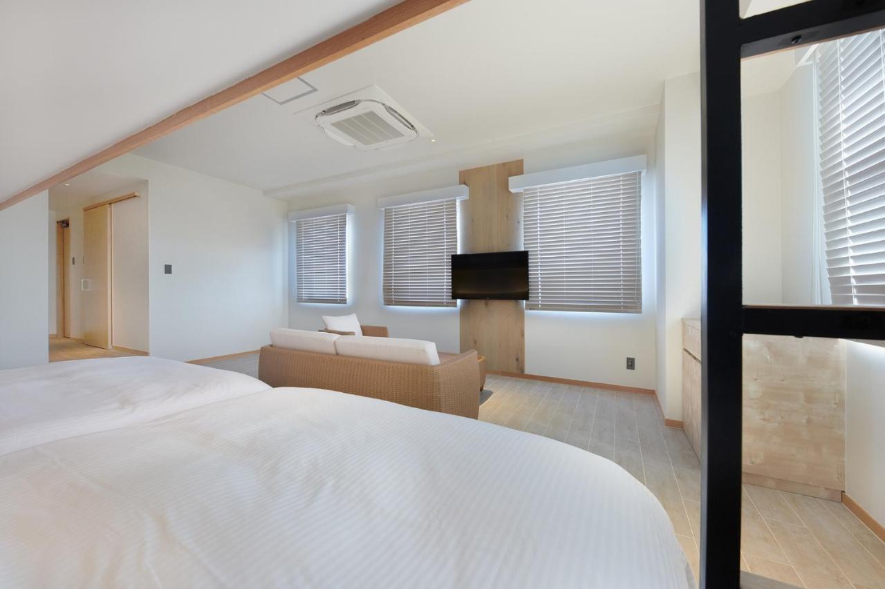 เธิร์ด อิชิงากิจิมะ Hotel Ishigaki  ภายนอก รูปภาพ